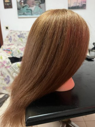 Cabeza maniquí pelo largo para prácticas