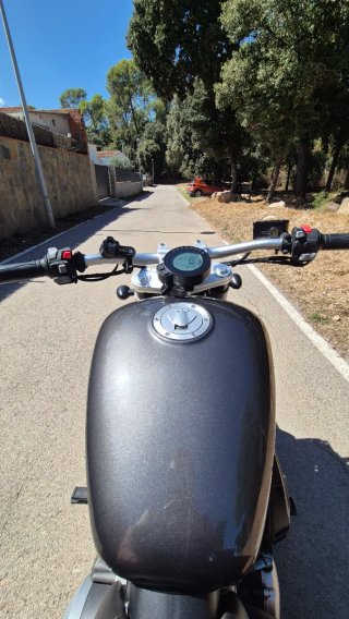 Keeway V-Cruiser 302