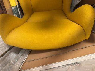 Sillón orejero Tibbleby amarillo Ikea