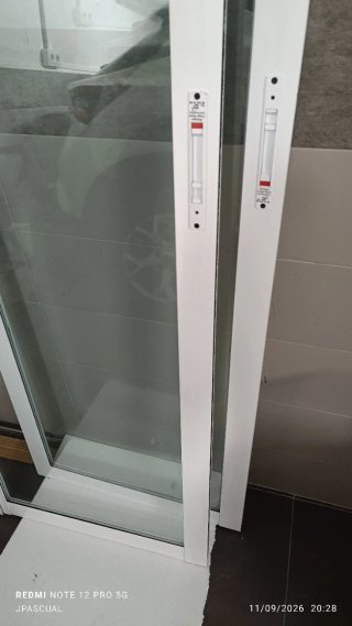 Ventana corredera aluminio climalit