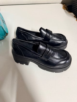 Mocasines negros plataforma