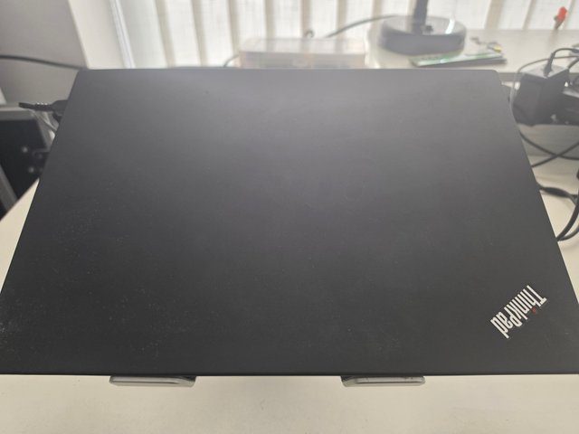 Lenovo P14S i7-10610U 16GB RAM 512GB SSD