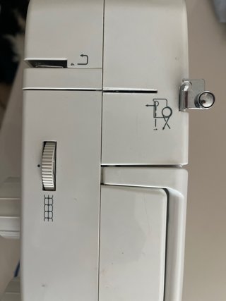 Máquina de coser Singer Promise 1412