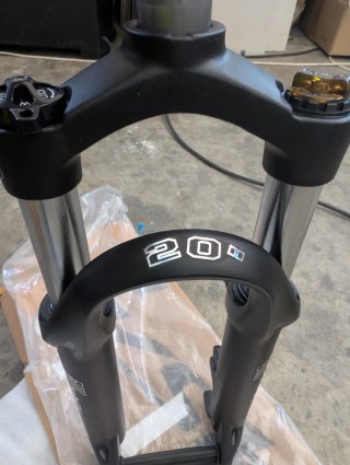 Horquilla Pasak P70 20"