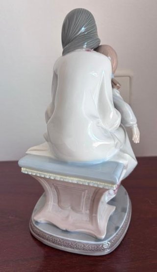 Figura Lladro porcelana maternidad de madre y hija