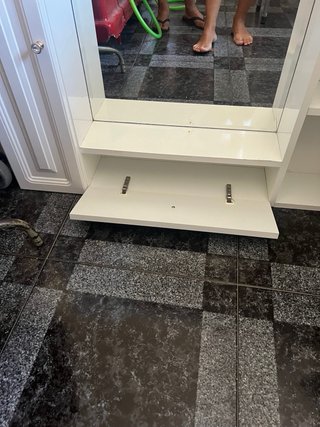Armario de baño con espejo