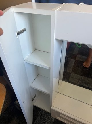 Armario de baño con espejo