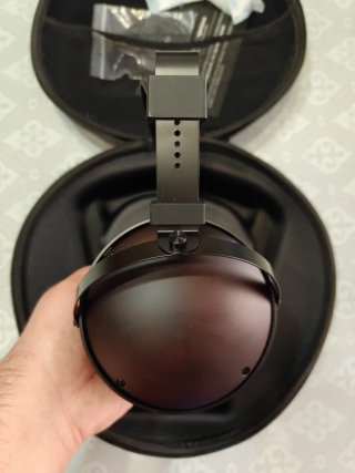Monolith M1060C Auriculares Planar