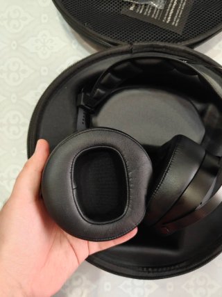 Monolith M1060C Auriculares Planar