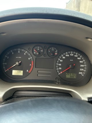 SEAT LEÓN 1.6 GASOLINA | 2004 | ETIQUETA B