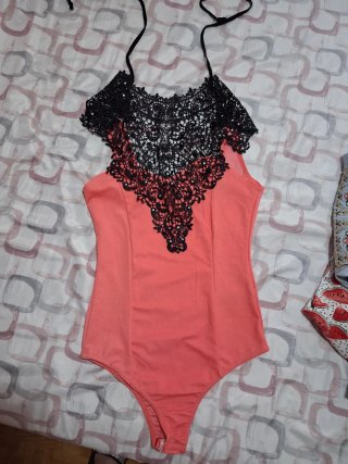 Body Nikka Negro y Rosa Talla S