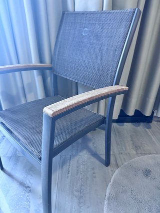 Silla de comedor con brazos
