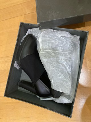 Zapatos tacón Calvin Klein negros