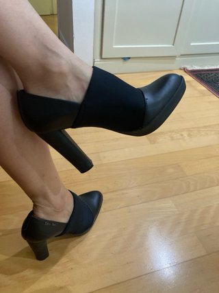 Zapatos tacón Calvin Klein negros