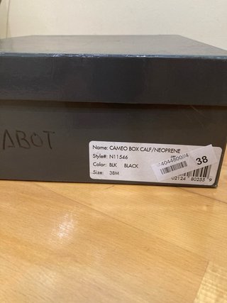 Zapatos tacón Calvin Klein negros