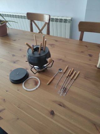 Set Fondue Negro con Accesorios