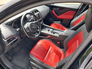 Jaguar F-Pace RSport 2.0L i4D (180cv)