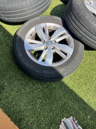Pack Llantas Volkswagen Polo 15' Originales