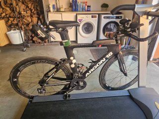 Bicicleta Triatlón/Contrarreloj Argon 18