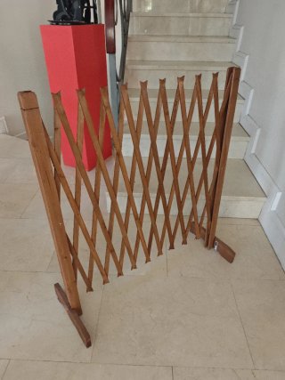 Valla extensible madera para niños/mascotas