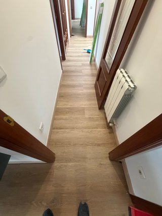 CARPINTERO BILBAO PUERTAS SUELOS RODAPIÉ MONTAJE