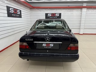 Mercedes-Benz Clase E 1997