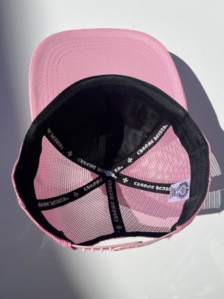 Gorra Chrome Hearts Rosa y Blanca