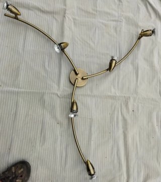 Lámpara de techo dorada 6 focos