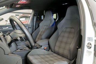 Volkswagen Golf   GTE 1.4 TSI ePower 150kW 204CV DSG
