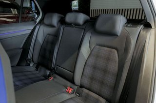 Volkswagen Golf   GTE 1.4 TSI ePower 150kW 204CV DSG