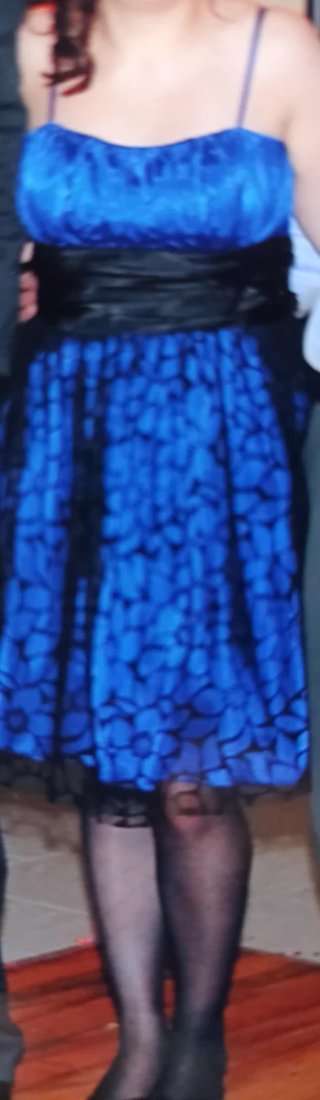 Vestido fiesta corto azul y negro