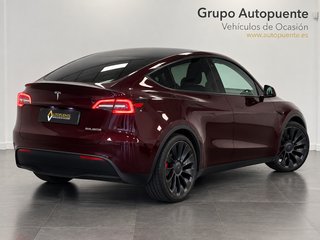 Tesla Model Y Perfomance 4WD