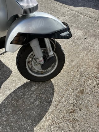Vespa TX200 Plata