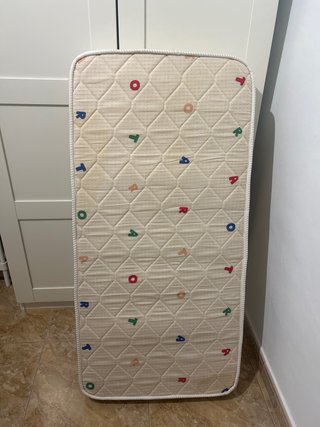 Colchón cuna con letras