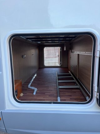 ELNAGH T-LOFT 580