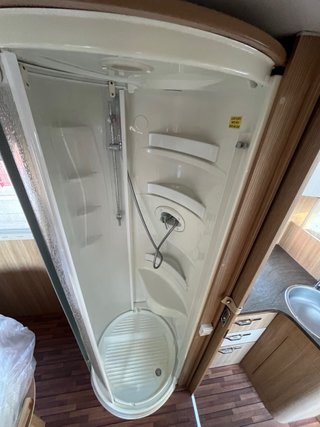 ELNAGH T-LOFT 580