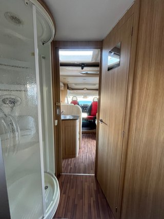 ELNAGH T-LOFT 580