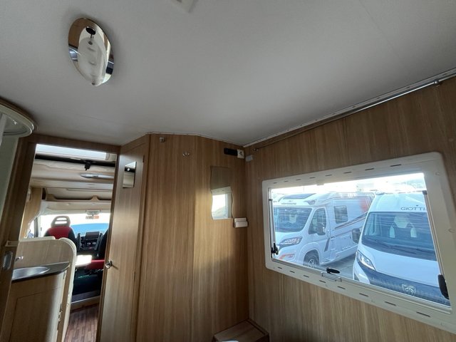 ELNAGH T-LOFT 580