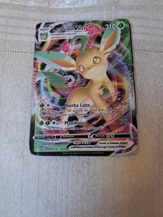 Cartas Pokémon VMAX Leafeon y Urshifu
