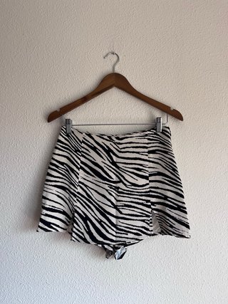 Falda pantalón cebra Zara