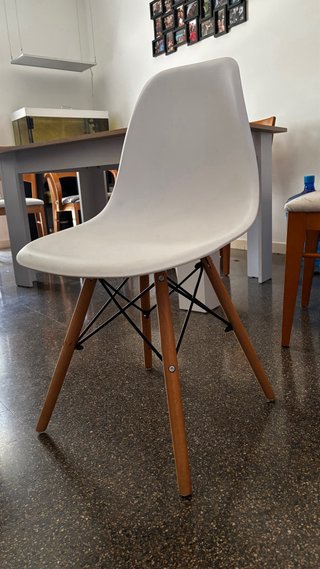 Mesa grande de comedor + 4 sillas