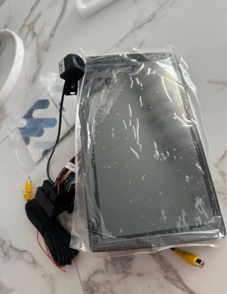 Pantalla Car Play con camara trasera