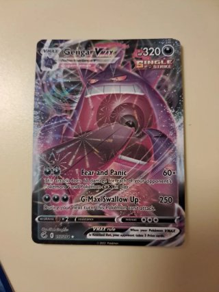 Cartas Pokémon Gengar VMAX, Aggron VMAX, Shaymin V
