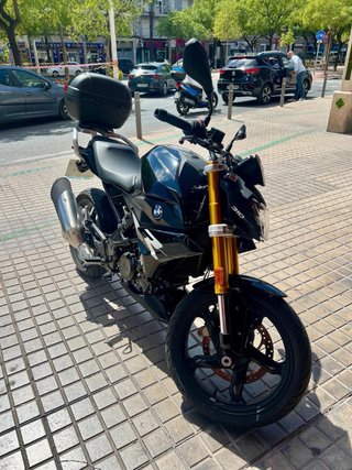 BMW G310R Negra Moto Naked