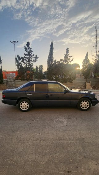 Mercedes-Benz Clase E 1991