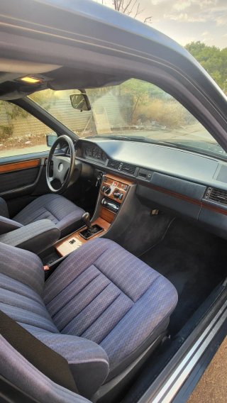 Mercedes-Benz Clase E 1991