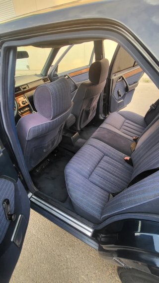 Mercedes-Benz Clase E 1991