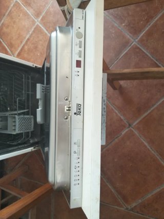 Lavavajillas Teka 45cm 4 personas con uso de 1 año