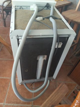 Lavavajillas Teka 45cm 4 personas con uso de 1 año