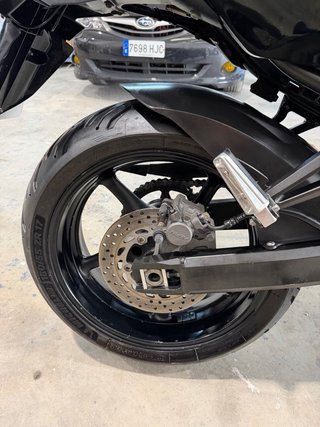 Yamaha FZ6 Naked LeoVince ITV al día